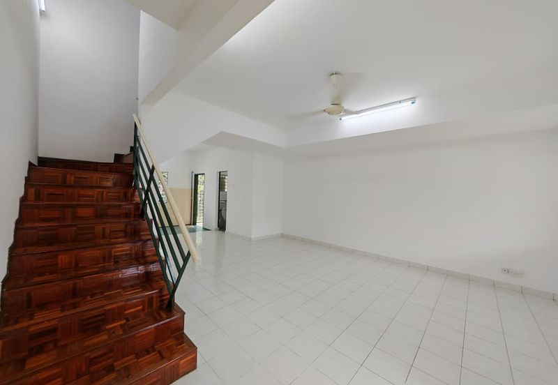 Kampung Sungai Kayu Ara