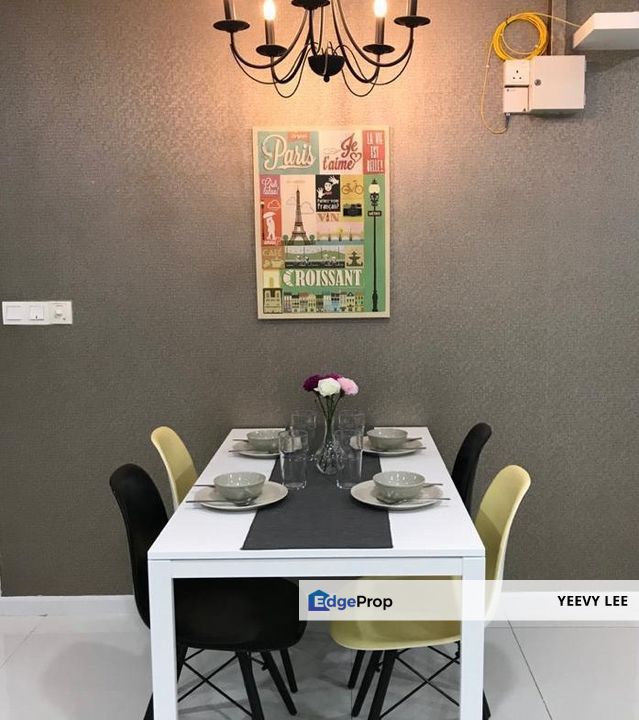 Mercu Summer Suites KLCC Well Kept Unit For Sale, Kuala Lumpur, KL City