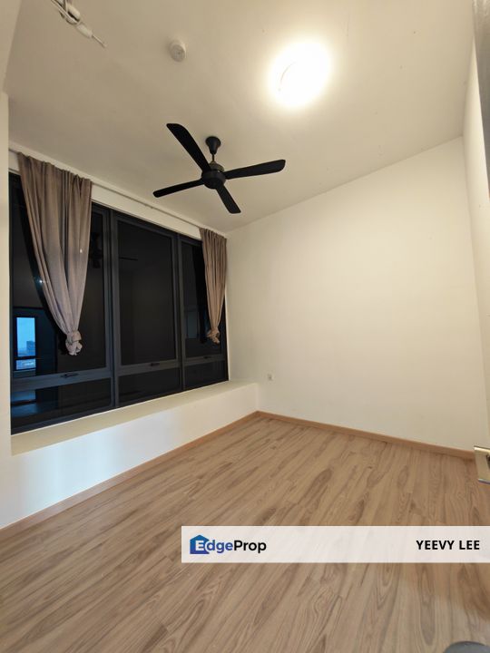 Aera Residence PJ South Well Kept 2 Rooms Unit For Sale, Selangor, Petaling Jaya