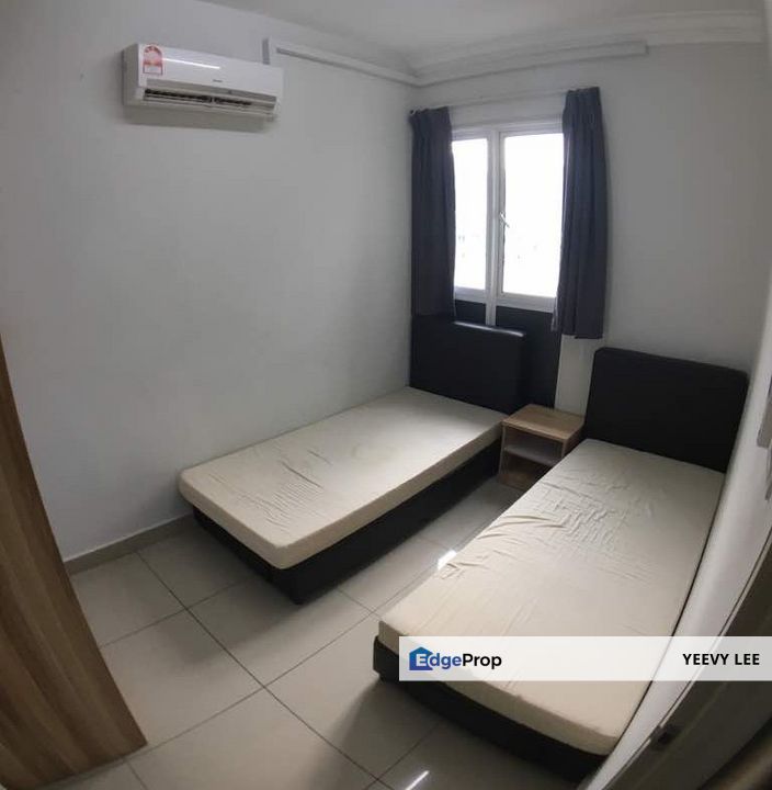 Pacific Place Ara Damansara Corner Unit Short Walk to LRT Station , Selangor, Ara Damansara