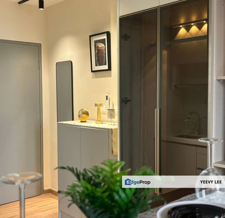 Riveria City Brickfields Fully Furnished Studio Short Walk to Monorail & KL Sentral, Kuala Lumpur, KL Sentral