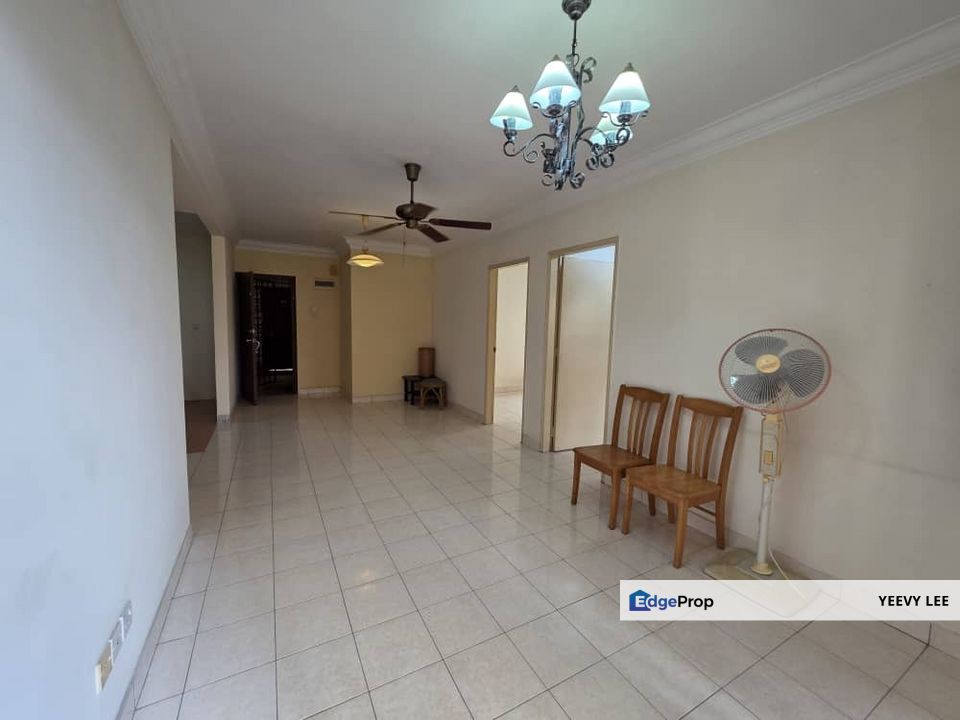 Palm Spring Damansara Corner Lot 936sqft Short Walk to MRT Surian, Selangor, Sunway Damansara