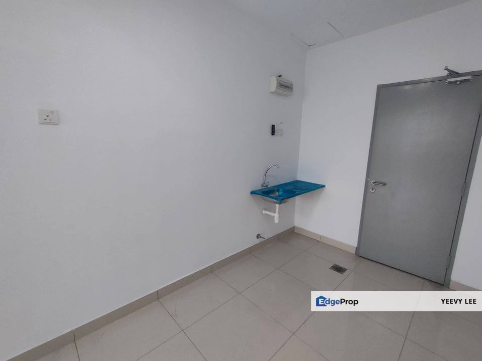 Boulevard 51 Petaling Jaya Unfurnished Studio with Bathroom For Rent, Selangor, Petaling Jaya