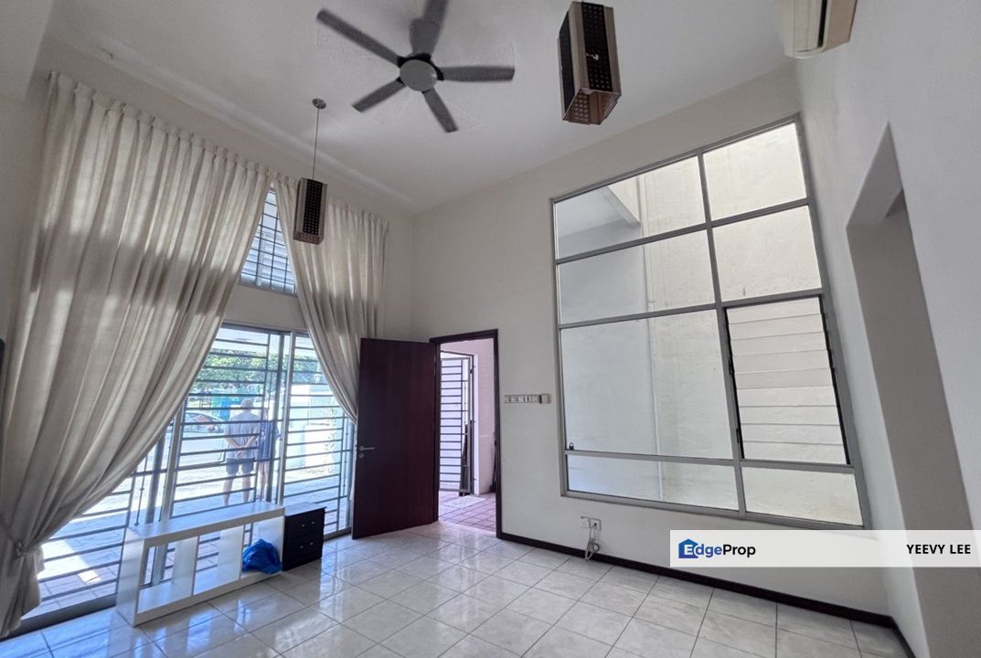 Taman Bukit Mandarina Taman Connaught Cheras 2.5 Storey House For Sale, Kuala Lumpur, Cheras