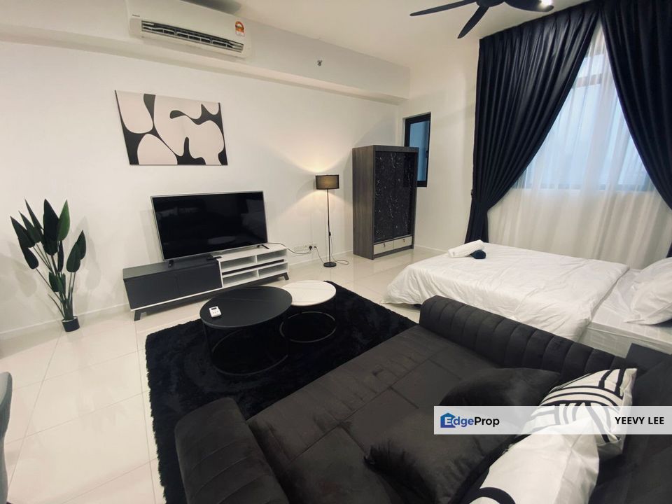 Chambers Residence Fully Furnished Dual Key Studio Short Walk to Sunway Putra Mall & Pwtc LRT, Kuala Lumpur, KL City