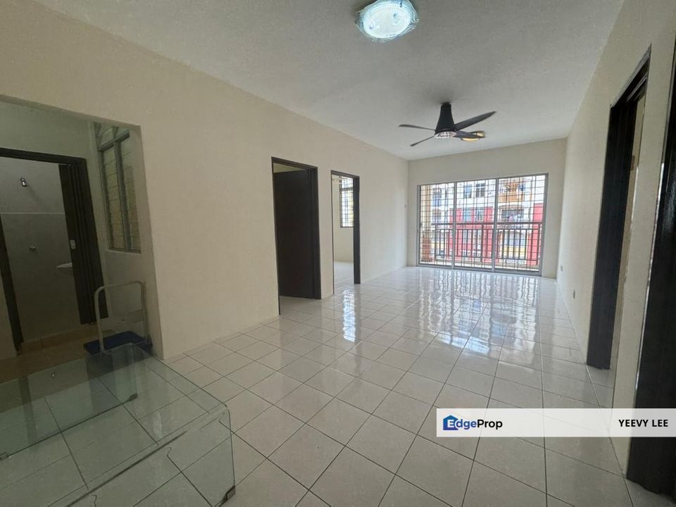 Sri Astana Apartment Batu Caves Well Kept Corner Unit For Sale, Selangor, Selayang
