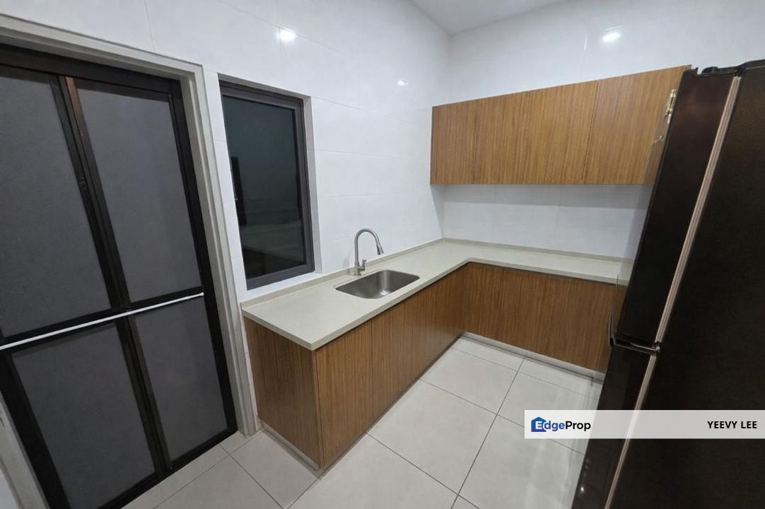 Verando Residence Fully Furnished Unit Facing Pool View For Rent, Selangor, Petaling Jaya