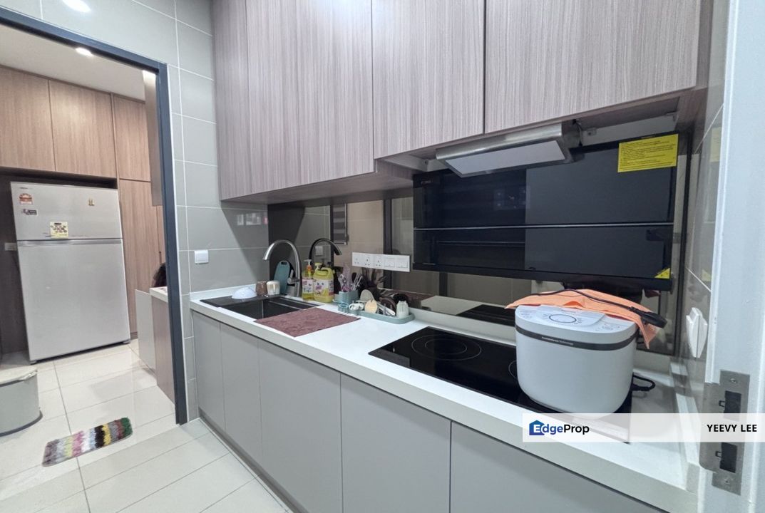Tria Seputeh Residence Old Klang Road Fully Renovated For Sale, Kuala Lumpur, Seputeh