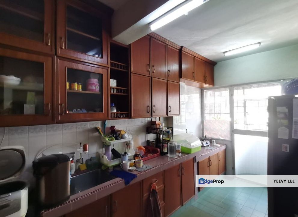 Freehold Meadow Park 3 Old Klang Road Renovated Corner Unit For Sale, Kuala Lumpur, Jalan Klang Lama (Old Klang Road)