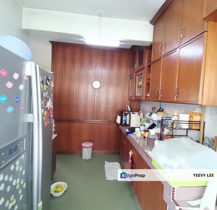 Freehold Meadow Park 3 Old Klang Road Renovated Corner Unit For Sale, Kuala Lumpur, Jalan Klang Lama (Old Klang Road)