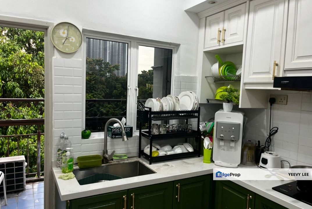 Villa Laman Tasik Bandar Sri Permaisuri Upper Townhouse Endlot For Sale, Kuala Lumpur, Cheras