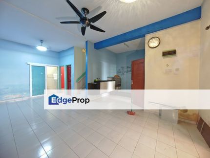 DOUBLE STOREY INTERMEDIATE HOUSE SALE, Selangor, Klang