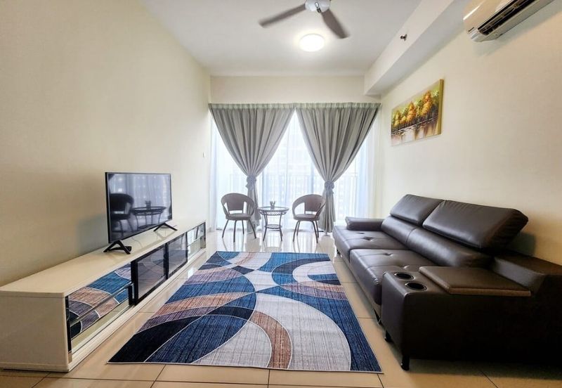 I Residence @ I City