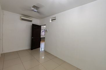 Port Klang (Pelabuhan Klang)