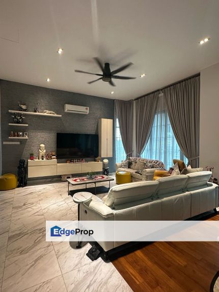SHAH ALAM 3  STOREY FULLY FURNISHED FOR SALE , Selangor, Shah Alam