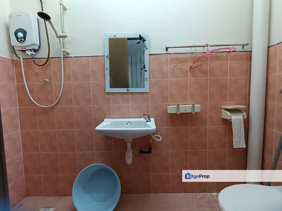 Taman Klang Utama Klang Double Storey Terrace for SALE, Selangor, Klang