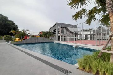 ADENIA APARTMENT @ BANDAR PARKLANDS, KLANG