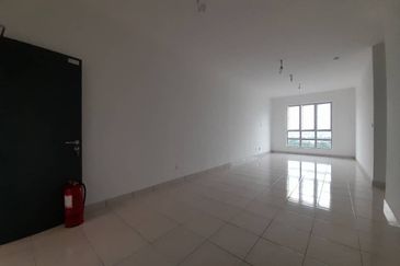 ADENIA APARTMENT @ BANDAR PARKLANDS, KLANG