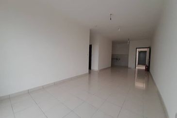 ADENIA APARTMENT @ BANDAR PARKLANDS, KLANG