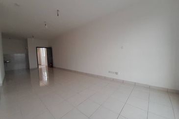 ADENIA APARTMENT @ BANDAR PARKLANDS, KLANG