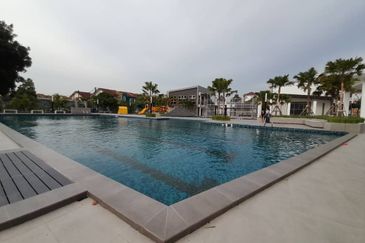 ADENIA APARTMENT @ BANDAR PARKLANDS, KLANG