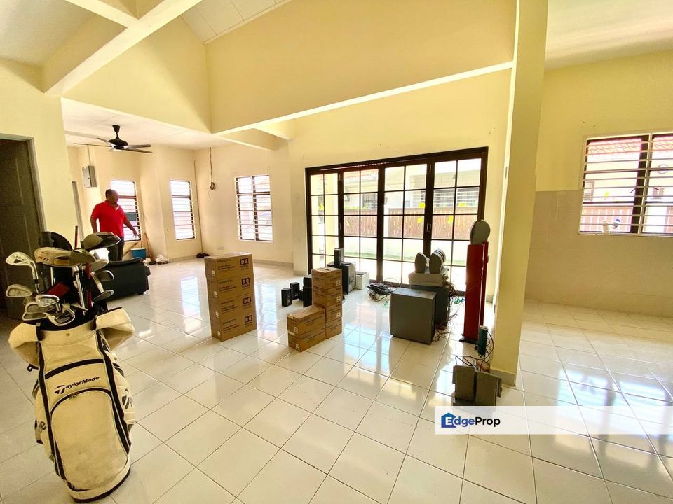 Double Storey Semi D Taman Desa Utama, Sg Merab Bangi
, Selangor, Kajang