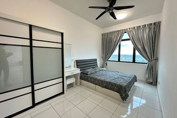 "Experience Elevated Living at Sky Garden Residences – Where Luxury Meets the Sky!"