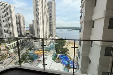 Royal Strand @ Country Garden Danga Bay