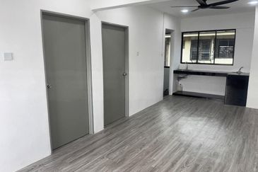 Flat Taman Ungku Tun Aminah