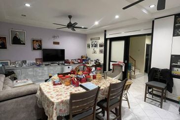 Gunung Rapat 2 Storey House For Sale