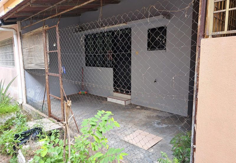 Bercham Double Storey House For Sale