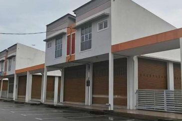 Menglembu Warehouse/Factory For own use or investment 怡保万里望仓库，投资自用两相宜