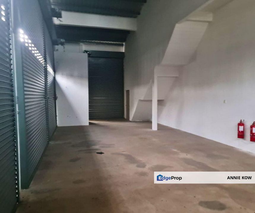 Menglembu Warehouse/Factory For own use or investment 怡保万里望仓库，投资自用两相宜, Perak, Menglembu
