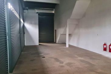 Menglembu Warehouse/Factory For own use or investment 怡保万里望仓库，投资自用两相宜