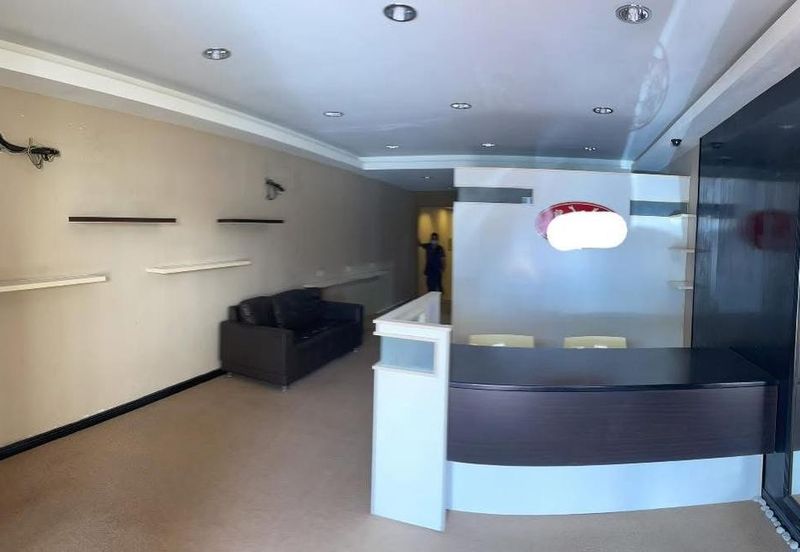 Persiaran Greenhill, Kampung Jawa