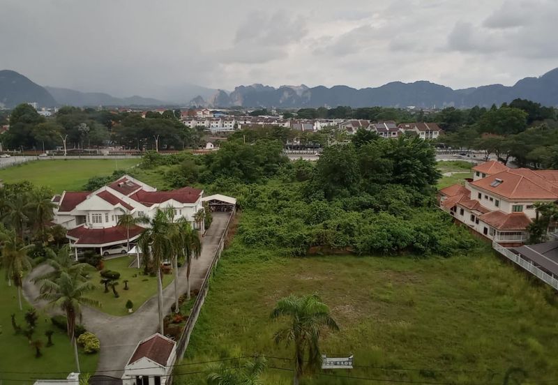 Upper East @ Tiger Lane