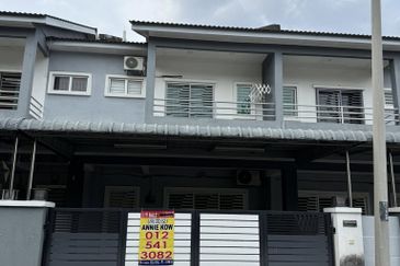 Batu Gajah Double Storey House For Sale 📍Batu Gajah  出售双层排屋