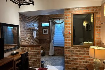 Ipoh Homestay @ 2 adjoining Bungalow For Sale