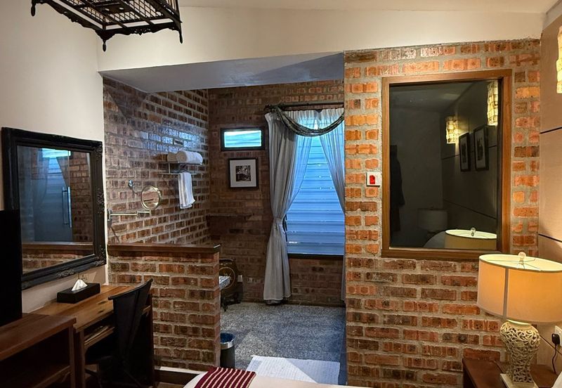 Ipoh Homestay @ 2 adjoining Bungalow For Sale