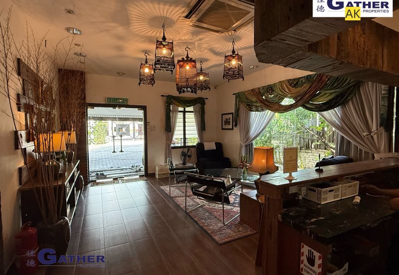 Ipoh Homestay @ 2 adjoining Bungalow For Sale