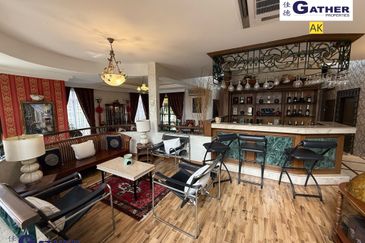 Ipoh Homestay @ 2 adjoining Bungalow For Sale