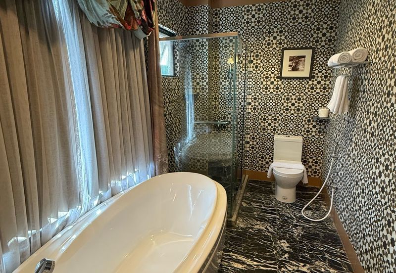 Ipoh Homestay @ 2 adjoining Bungalow For Sale