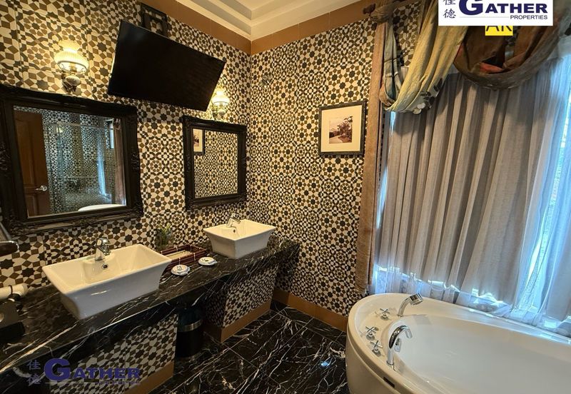 Ipoh Homestay @ 2 adjoining Bungalow For Sale