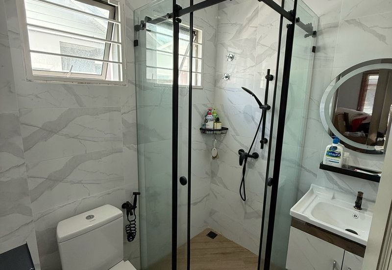 Uplands Double Storey Semi D For Sale 出售小桂林靓双层半独立 