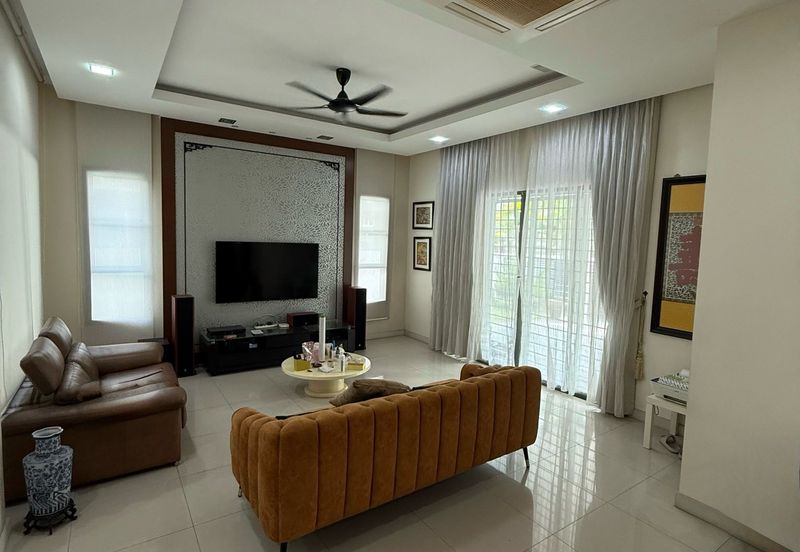 Uplands Double Storey Semi D For Sale 出售小桂林靓双层半独立 