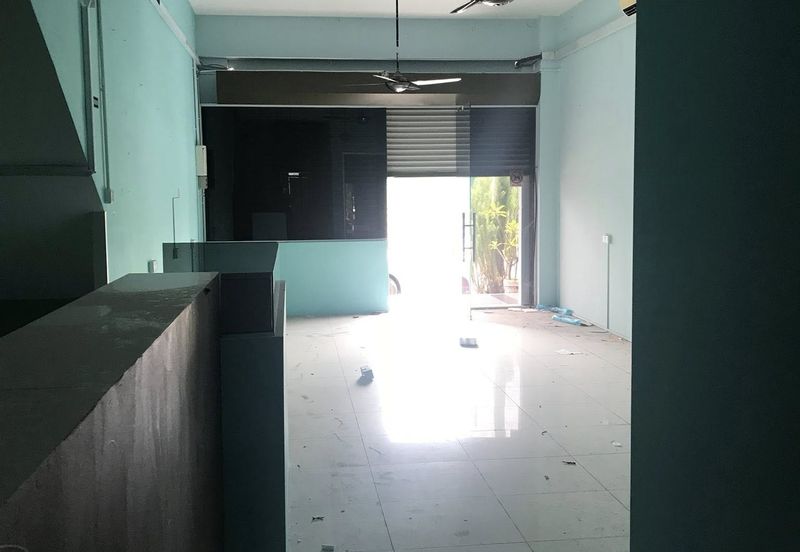 Medan Ipoh Shop Ground Floor For Rent ( 楼下店铺出租 )