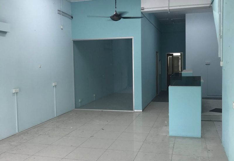 Medan Ipoh Shop Ground Floor For Rent ( 楼下店铺出租 )