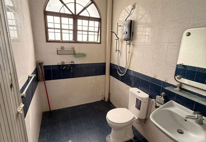 Bandar Baru Tambun 2.5 Storey Terrace House For Sale 