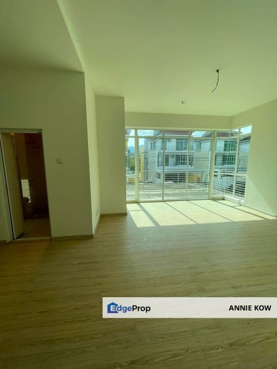 Bandar Lahat Mines Semi D House For Sale , Perak, Kinta