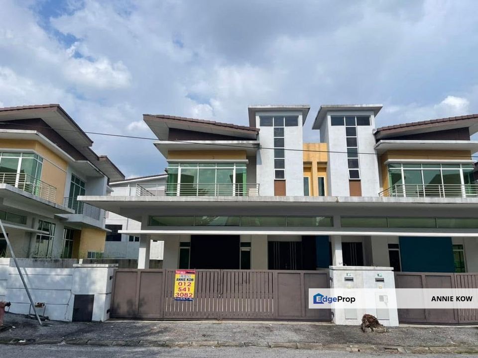 Bandar Lahat Mines Semi D House For Sale , Perak, Kinta